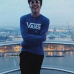 Rafael Lange Instagram - reza a lenda que após a primeira vez que você coloca o oclinhos de bebê, a sua alma é aprisionada dentro de suas lentes London, United Kingdom