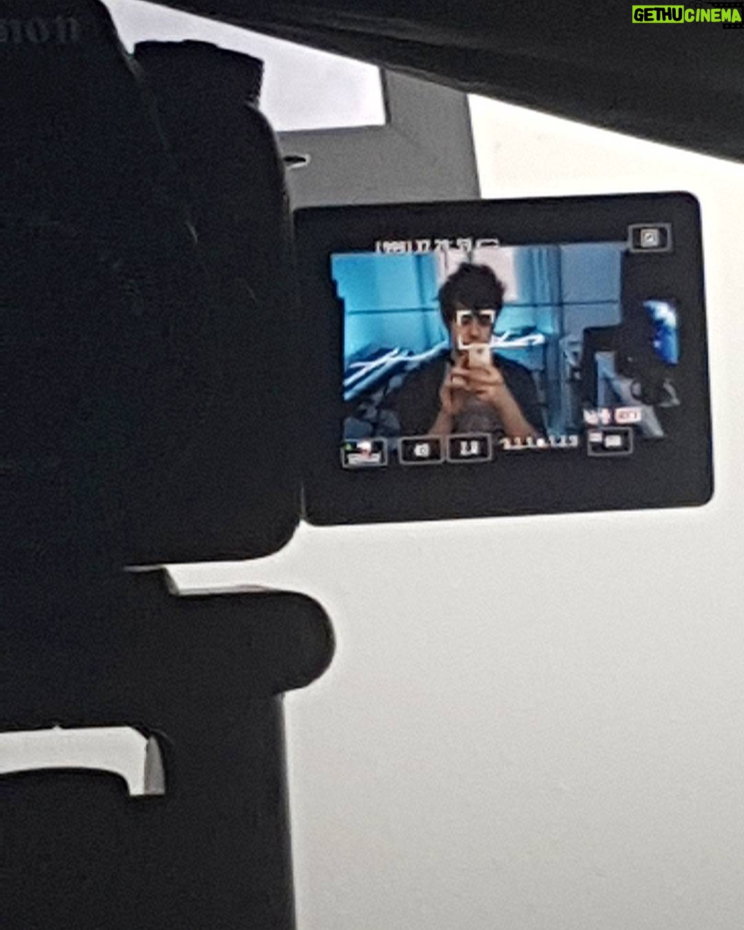 Rafael Lange Instagram - voltando pra terminar de estragar o youtube