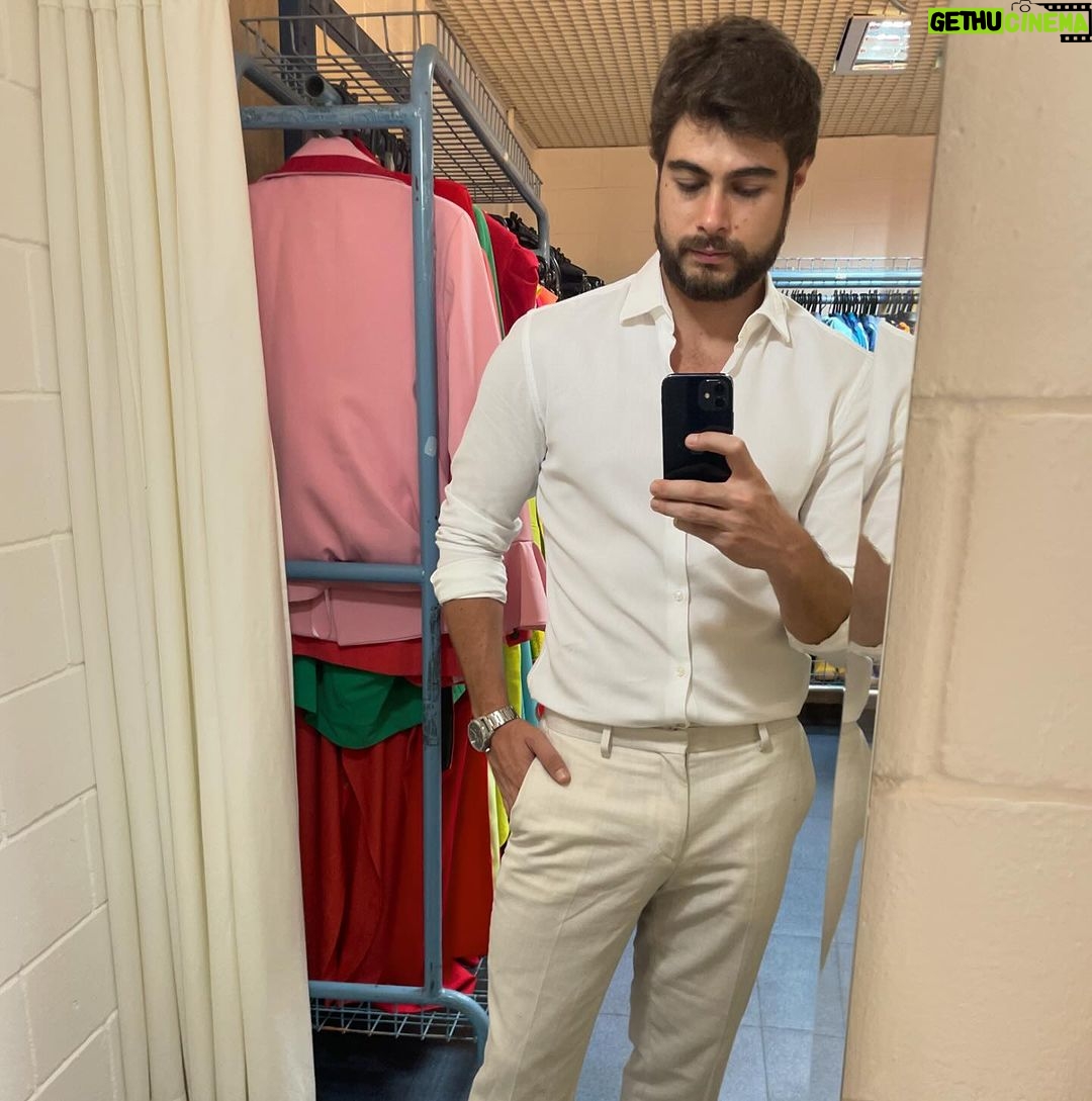 Rafael Vitti Instagram - Pronto para ir ali na padaria