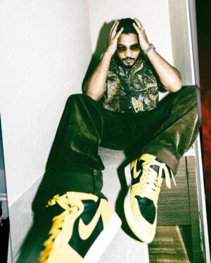 Raftaar Instagram - Shukarguzaar - Aapka Raftaar.
🌹🧿❤️🧿🌹
Dil khush hojata hai jab mere gaano ke sang tumhara honth hilte hain. Dhanywaad.
MUMBAI-INTENSITY TOUR.
📈🧿🥷🧿📈
Agla station PUNE. Get you tickets now. LINK IN BIO ☝️☝️☝️

styled @volambiladki 
📸 @thatrecklessboy 

@team.innovation @kalamkaarmusic 
#raftaar #intensitytour #kalamkaar #india