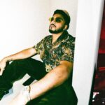 Raftaar Instagram – Shukarguzaar – Aapka Raftaar.
🌹🧿❤️🧿🌹
Dil khush hojata hai jab mere gaano ke sang tumhara honth hilte hain. Dhanywaad.
MUMBAI-INTENSITY TOUR.
📈🧿🥷🧿📈
Agla station PUNE. Get you tickets now. LINK IN BIO ☝️☝️☝️

styled @volambiladki 
📸 @thatrecklessboy 

@team.innovation @kalamkaarmusic 
#raftaar #intensitytour #kalamkaar #india Mumbai, Maharashtra