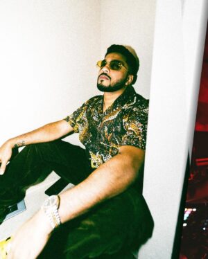 Raftaar Instagram - Shukarguzaar - Aapka Raftaar.
🌹🧿❤️🧿🌹
Dil khush hojata hai jab mere gaano ke sang tumhara honth hilte hain. Dhanywaad.
MUMBAI-INTENSITY TOUR.
📈🧿🥷🧿📈
Agla station PUNE. Get you tickets now. LINK IN BIO ☝️☝️☝️

styled @volambiladki 
📸 @thatrecklessboy 

@team.innovation @kalamkaarmusic 
#raftaar #intensitytour #kalamkaar #india