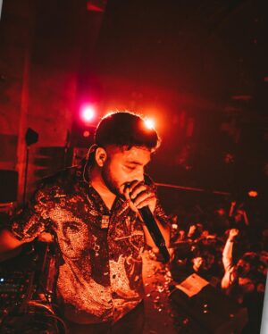 Raftaar Instagram - Shukarguzaar - Aapka Raftaar.
🌹🧿❤️🧿🌹
Dil khush hojata hai jab mere gaano ke sang tumhara honth hilte hain. Dhanywaad.
MUMBAI-INTENSITY TOUR.
📈🧿🥷🧿📈
Agla station PUNE. Get you tickets now. LINK IN BIO ☝️☝️☝️

styled @volambiladki 
📸 @thatrecklessboy 

@team.innovation @kalamkaarmusic 
#raftaar #intensitytour #kalamkaar #india