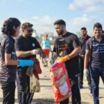 Raftaar Instagram – Thank you mere bhai @raftaarmusic for joining us today and making 264th week of @beachwarriorsindia strongest 💪✨️

#Earthday became even more special  with your presence and motivation 💚✨️

Eagerly waiting for more such projects together 🤞

Love you Bhai 🧿🤗❤️ Juhu Koliwada