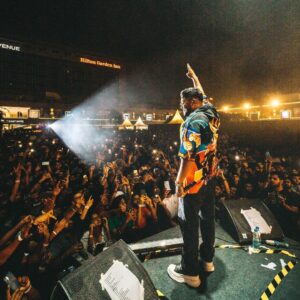 Raftaar Instagram - INTENSITY TOUR - DELHI
⭕️🥷⭕️🥷⭕️🥷⭕️🥷⭕️
DILLI WALI BAATCHEET BRO.
💯🥷💯🥷💯🥷💯🥷💯

@kalamkaarmusic @team.innovation 
📸 @kartikkher / @thatrecklessboy 
#raftaar #intensitytour #mainhoongoku