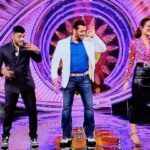 Raftaar Instagram - Lo bhai ko bhi sikha diya Ghana Kasoota wala step! Thank you for having us on the show 💪🏼 @beingsalmankhan @colorstv @surbhijyoti @sonymusicindia @kalamkaarmusic Management @akprojekts @dnhartists Artist manager @ashishsoni89 @vivzzzk Styling @volambiladki Makeup @im.swapnil Hair @pranayparmar_hair Security @arshamsiddique #SalmanKhan #BigBoss