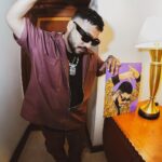 Raftaar Instagram - “My life is a movie, Extras me hai tu bhi.” Last few days have been a blessing. Grateful. ⭕️🩸⭕️. 📸 @xo.visuals 📸 💠 Custom drip designed by @volambiladki 💠 @kalamkaarmusic @supermoonhq #babbar 🤫😉