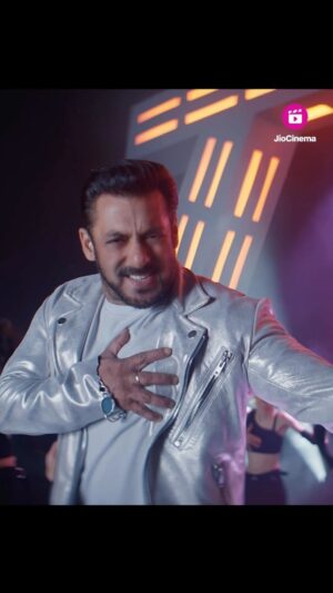 Raftaar Instagram - Entertainment ka dose hoga double jab asli boss, yaani aap recreate karenge the Bigg Boss OTT 2 Anthem ka hookstep 🥳💃

Use #LagiBachi and #BBOTT2onJioCinema and tag us in your videos. 

#BBOTT2 streaming free 17 June onwards only on #JioCinema.

@beingsalmankhan @raftaarmusic

#BBOTT2onJioCinema #BigBossOTT2