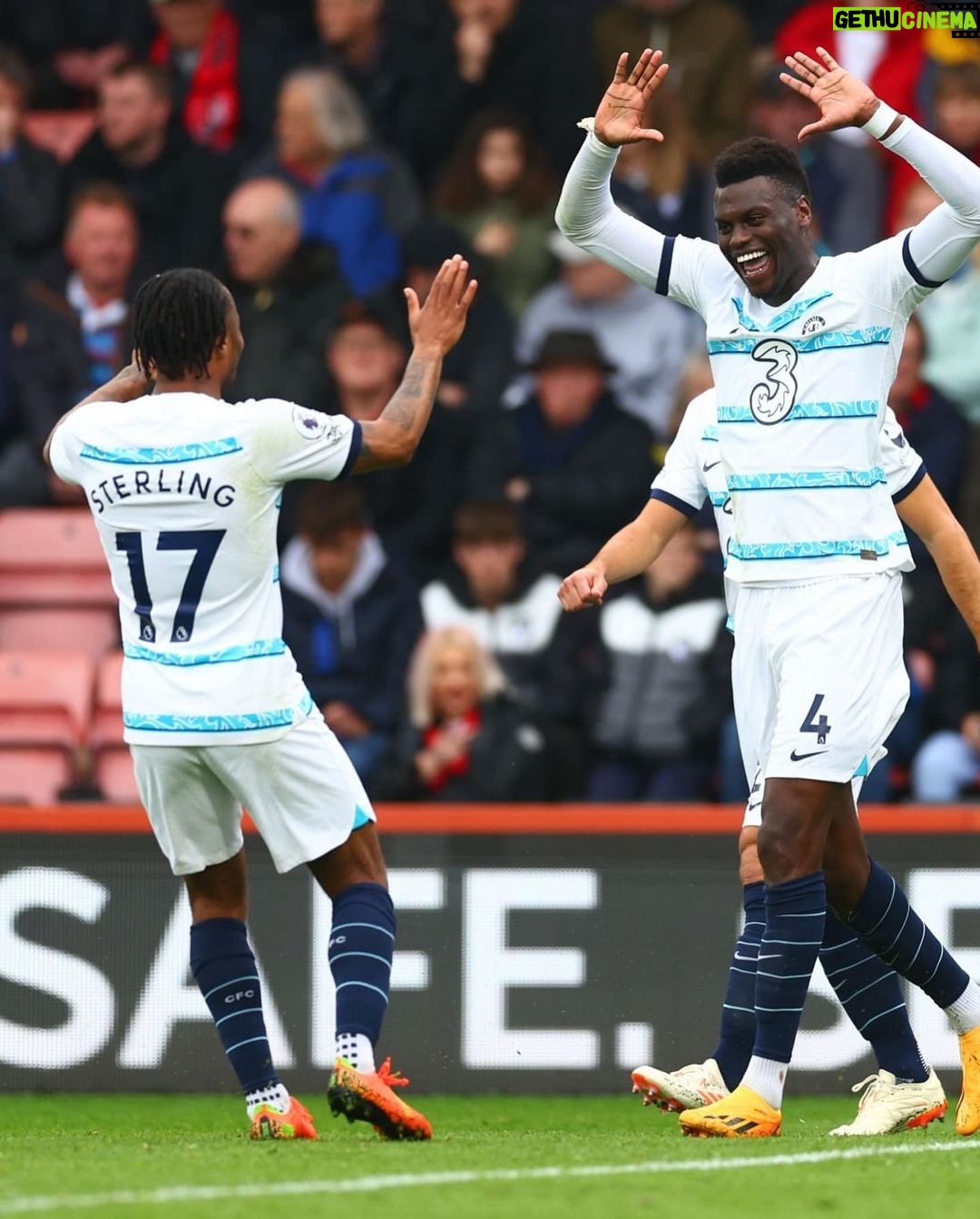 Raheem Sterling Instagram - For the fans πͺπ½π letβs end the season strong @chelseafc Vitality Stadium