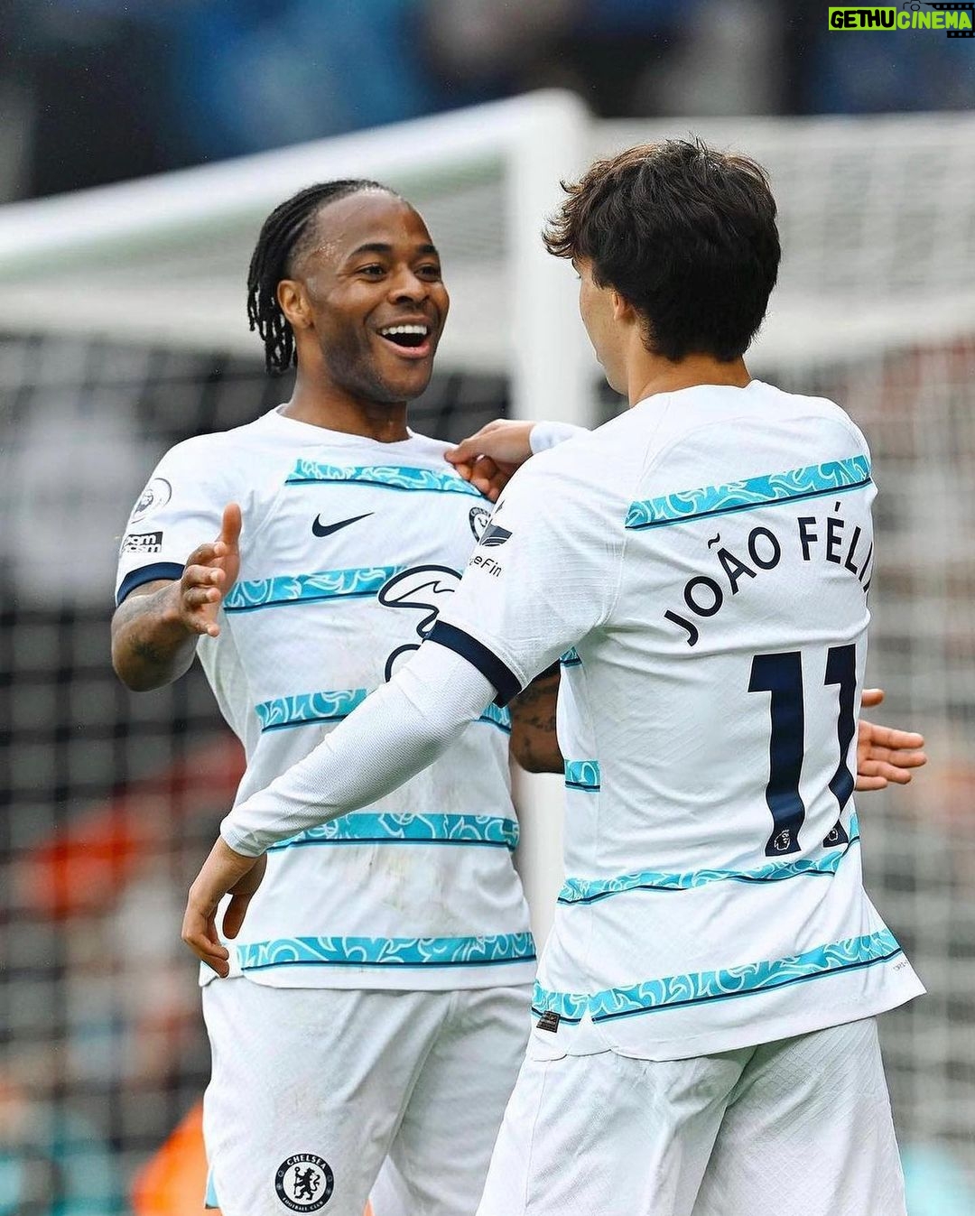 Raheem Sterling Instagram - For the fans πͺπ½π letβs end the season strong @chelseafc Vitality Stadium