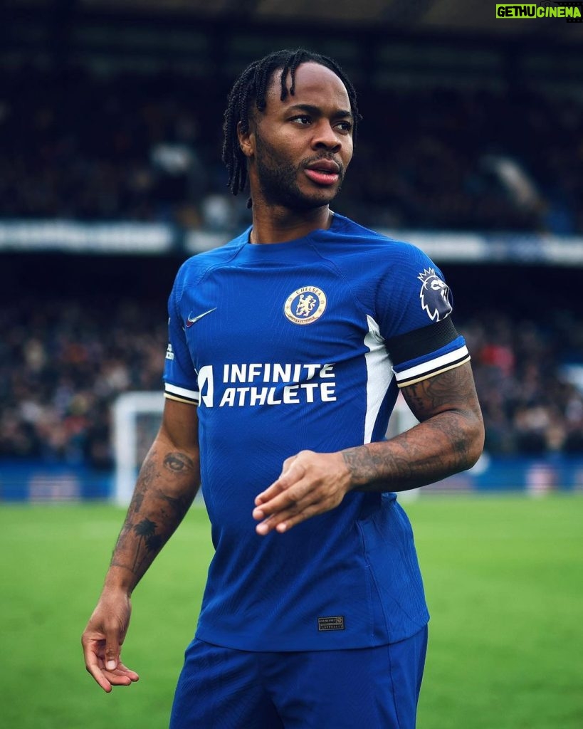 Raheem Sterling Instagram - Got the job done ✅ Fans were electric today 🔵 We go again on Wednesday 🤟🏽