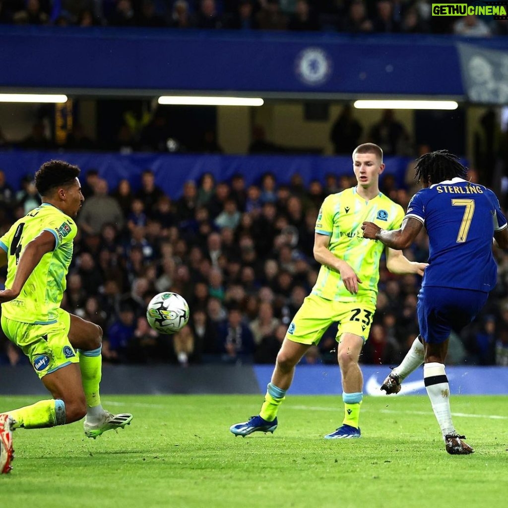Raheem Sterling Instagram - Quarter Finals ✅🤟🏽 Stamford Bridge