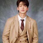 Rain Instagram - 흠… 눈이 왜 작아진거지…🤣