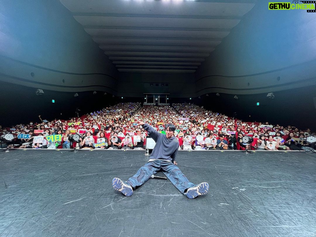 Rain Instagram - 皆さんのおかげでkeita fan meeting東京大阪無事に終わりました これからもっと応援してください ありがとうございます。😍👍🏻🙏🍾 Thanks a lot” keita fan meeting “Tokyo and Osaka ended safely. That was fantastic Please continue to support Keita Thank you.🙏🤟🏻🔥
