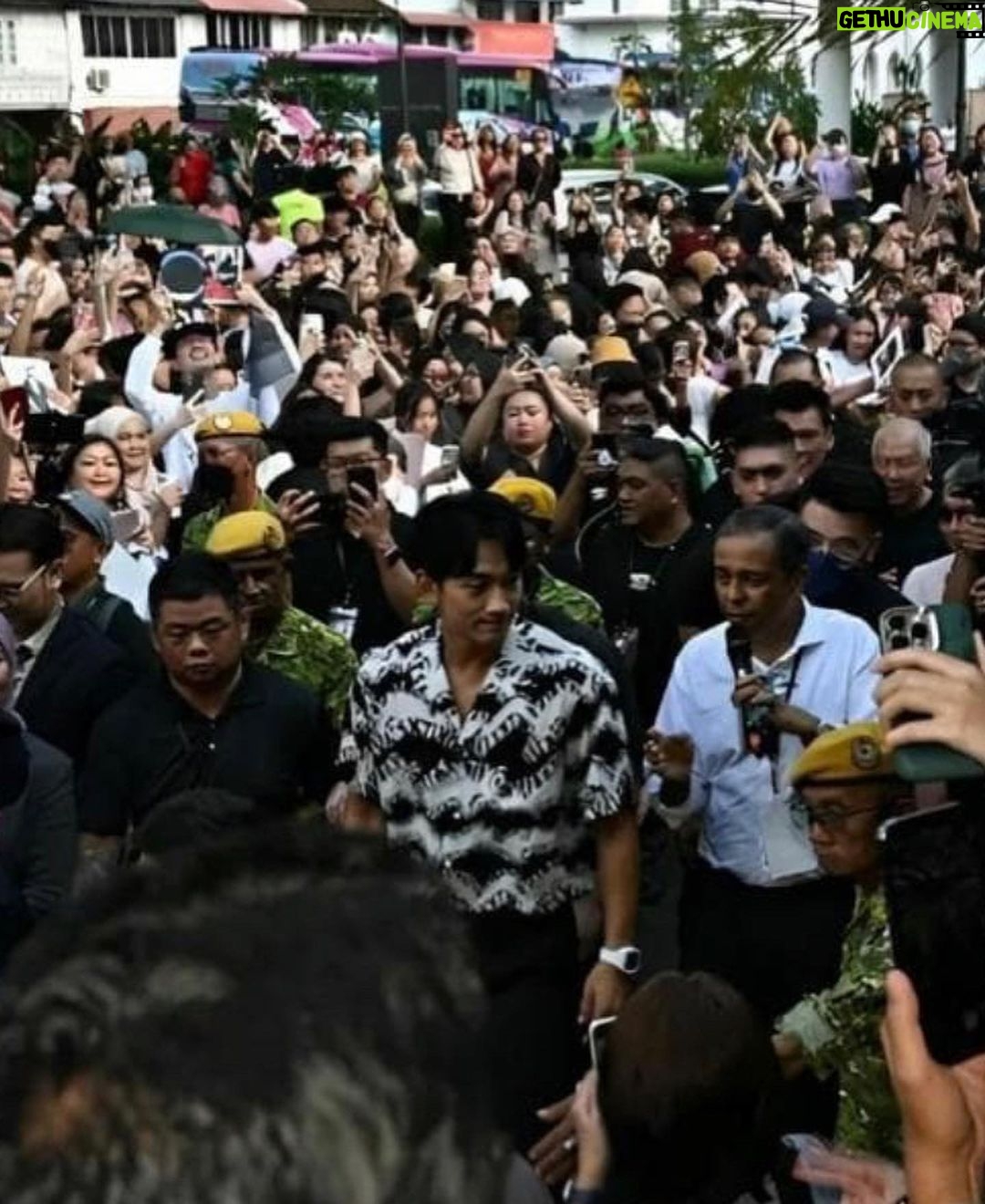 Rain Instagram - It was the best day ever!!!❤️🤟🏻🙏thx#malaysia#kuching#AIFFA