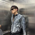 Rain Instagram - Happy new year 😍😍😍😍지금 끝났어요 오랜만에 31일날 마무리를 공연으로 하네요 2022 다들 고생하셨고 2023 새해 복 많이 받으시고 항상 모두 행복하세요#loveyou I’m so happy to greet 2023 on stage! I wish you all the best and Happy new year!😍😍😍😍😍😍