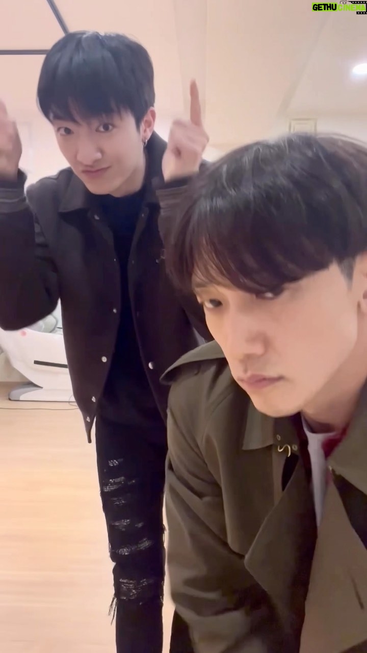 Rain - 260.1K Likes - #도메스틱챌린지 #DomesticChallenge #SMF Let’s go🔥#팔각정#바타