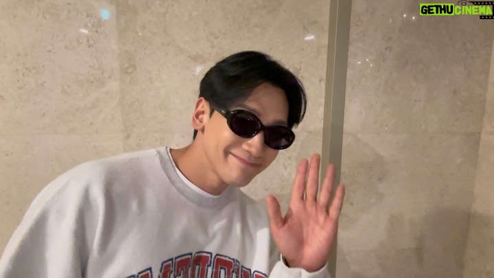 Rain Instagram - 한국도 곧 ! ❤️⬇️⬇️ 2023 THE RAIN 'STILL RAINING' in the US 11.22 Atlantic City 📍Hard Rock Live 11.25 Las Vegas 📍MGM Grand Garden Arena Get your Tickets! 🔗www.IEMShowplace.com #RAIN #비 #정지훈 #JUNGJIHOON #STILLRAINING