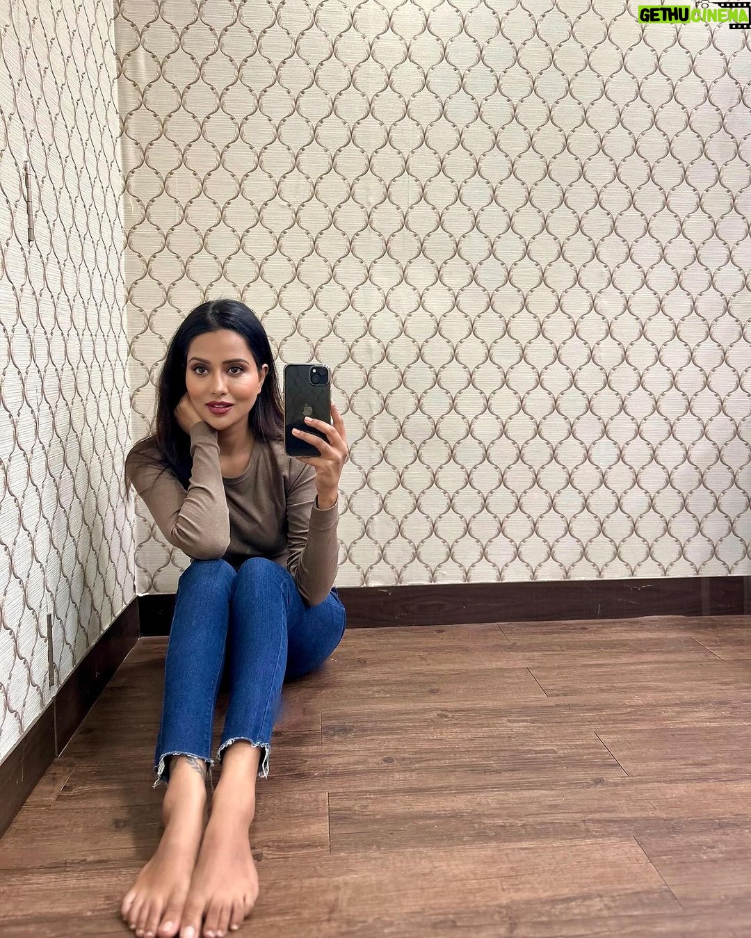 Raiza Wilson Instagram - ππ¦π©΅π«πΈπ