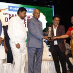 Rajpal Naurang Yadav Instagram - I am honoured to be presented with this recognition on the occasion of Buddha Poornima at the 13th Bharat Ratna Dr. Ambedkar Awards 2023 from Ram Nath Kovind ji. It was truly a memorable evening. Thank you to everyone for this honour. @presidentofindia14 #gratitude #rajpalyadav #bharatratnadrambedkaraward