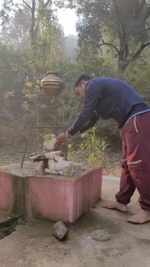 Rajpal Yadav Instagram - आप सभी को महाशिवरात्रि के पावन पर्व पर ढेर सारी शुभकामनाएँ ॥हर हर महादेव॥

#rajpalyadav #mahashivratri #omnamahshivaya