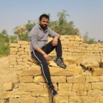 Rajpal Naurang Yadav Instagram - Something to think about … #vanityvichaar #rajpaat #rajpalyadav #instagram #instagood #rajasthan #shootdiaries