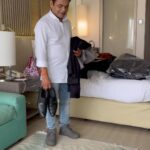Rajpal Naurang Yadav Instagram - Getting ready for Saturday … or maybe not 😅😅 Pranked by Honey !!! #rajpalyadav #transitionreels #instagood #instagram #instareels #trendingreels #fatherdaughter