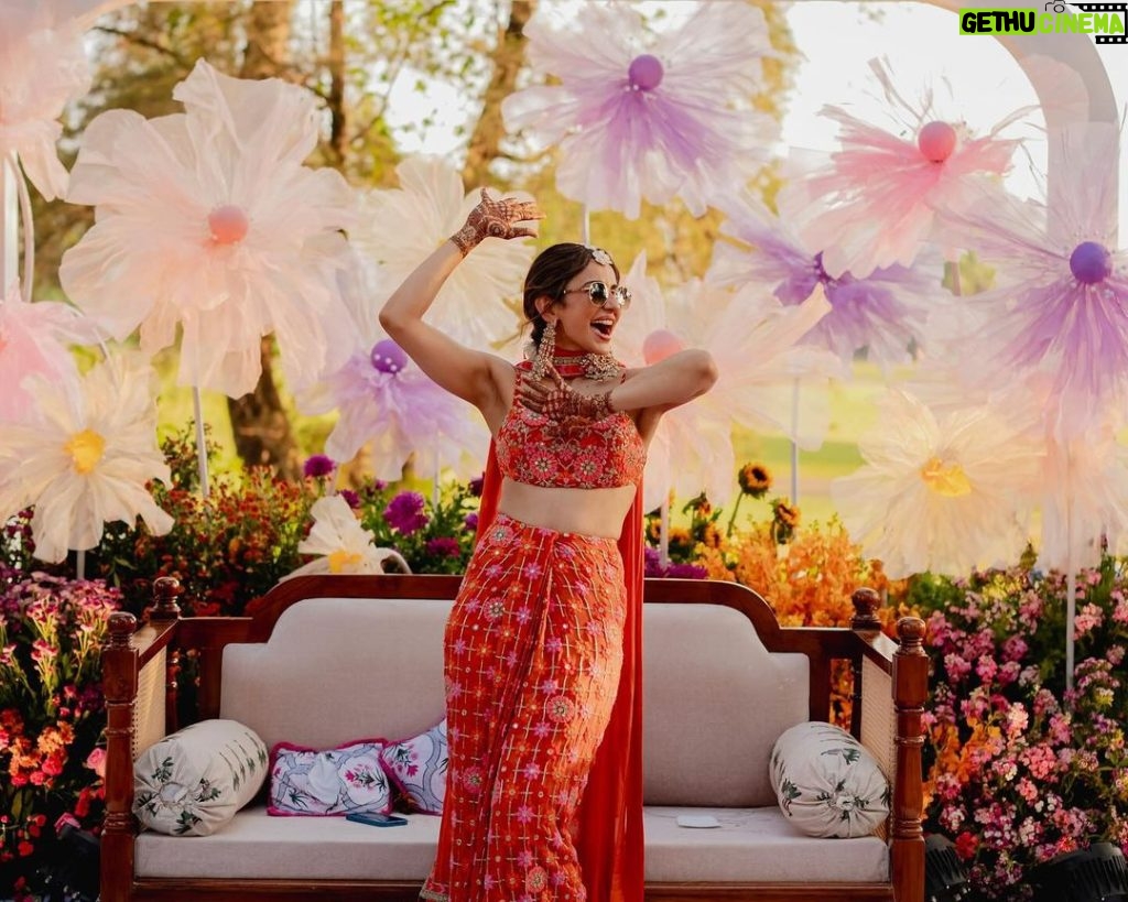 Rakul Preet Singh Instagram - I know it may be an overdose of wedding posts but it happens only once in a lifetime and it’s not over till I thank the people responsible for making our dream come true .. ❤️ Magic happens when visions align and This is an appreciation for @interfloraindia for turning our vision into a beautiful dreamland .. Thankyouuuu sooo much @chiragdengra @anujalunkadjoshi for making our most special moments even more special , for getting the tonality bang on , for making every corner look grand yet aesthetic , for capturing the vibe of each day ❤️❤️ Thnkyouuuu @palkanbadlani for getting them onboard and executing everything seamlessly . I can go on and on and on but for now let me just say that we are so happy that our dream day looked like a dream ❤️❤️