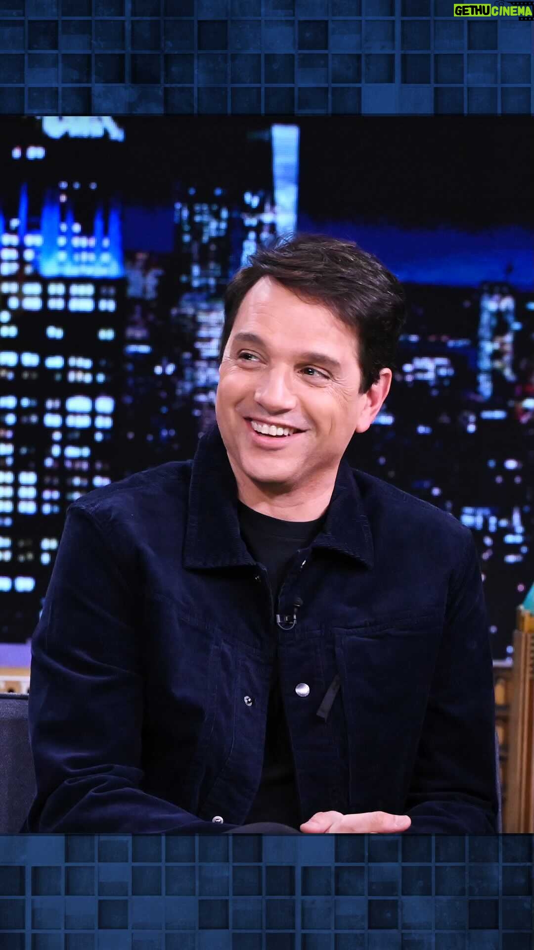 Ralph Macchio - 131K Likes - @ralph_macchio looks back on his 1991 @ny_islanders hockey card! 🏒 #FallonTonight