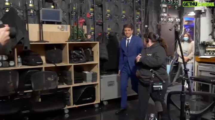 Ralph Macchio Instagram - Last week. Goodtimes on @colbertlateshow with @StephenAtHome talking @CobraKaiSeries #KarateKid #MyCousinVinny #TheOutsiders #Marriage #47fordcoupe #Age :)