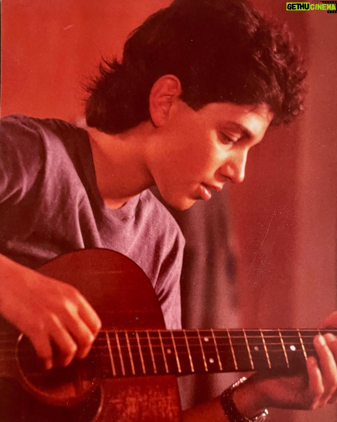 Ralph Macchio - 194.7K Likes - #tbt #CROSSROADS
The Burbank Studios ~ Columbia Pictures
#Blues #MartinGuitar #Accoustic #Lightnin’Boy