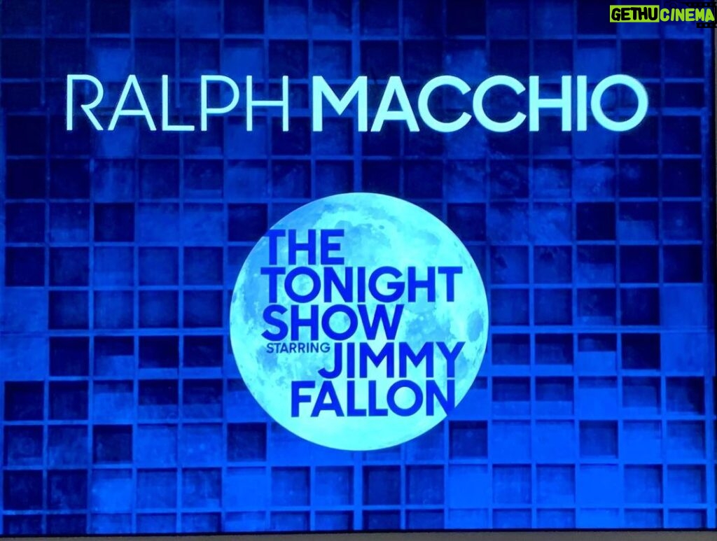 Ralph Macchio Instagram - TUNE IN TONIGHT! Always a blast with the great @jimmyfallon ! @cobrakaiseries loves The Tonight Show! #fallontonight #karatekid