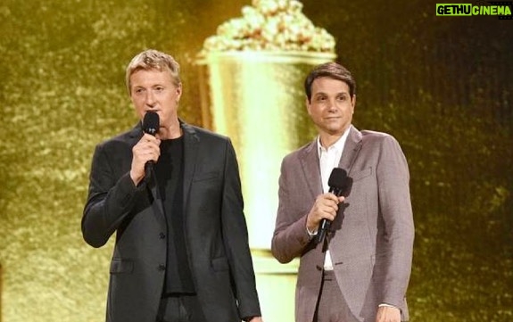 Ralph Macchio Instagram - Great times with @william_zabka presenting at the @mtv Movie and TV Awards! @cobrakaiseries @netflix #karatekid