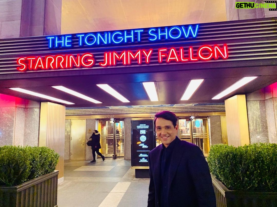 Ralph Macchio - 127.6K Likes - TUNE IN TONIGHT!
Always a blast with the great @jimmyfallon ! @cobrakaiseries loves The Tonight Show!
#fallontonight #karatekid