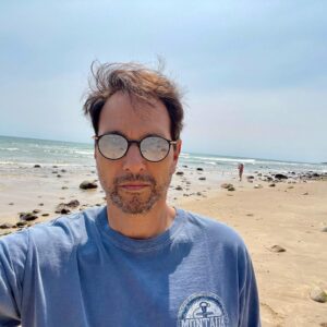 Ralph Macchio Instagram - Summertime ☀️ 
and the livin is … 😎