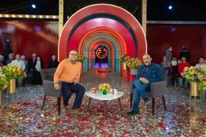 Rambod Javan Instagram - دیشب با مهران جان غفوریان به ما خیلی خوش گذشت 

هفته دیگه خندوانه رو از دست ندین 

#خندوانه_فصل_هشتم 
#مهران_غفوریان 
#رامبد_جوان 

@mehranghafourian_official_ 
@mehdi_jahani 
@jenabkhan 
@khandevaneh_official