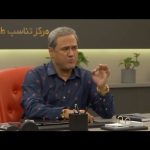 Rambod Javan Instagram - . 🔸 یعنی خاک بر سرت خسرو!! . چالش خسرو و رومینا، این‌بار شاید به نفع خسرو تموم شه 😁 با اومدن طرفدار خسرو به جمع مردم معمولی، شاید تصمیم رومینا درباره‌ی خسرو عوض شه 😍 . ⁉️ تو فکر میکنی رومینا هم خسرو رو دوست داره؟ . ‌⏰ یادت نره قسمت جدید «مردم معمولی» رو می‌تونی فردا ساعت هشت صبح در فیلیمو تماشا کنی. . ‌@filimocom @mardomemamuli