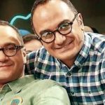 Rambod Javan Instagram - 🔴 مركز تناسب طلايى ميزبان #احسان_كرمى بود. . تيزر حضور احسان كرمى در پشت صحنه #سريال #مردم_معمولى. . هر پنجشنبه و شنبه ساعت ٨ صبح در #فيليمو تماشا كنيد.
