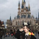 Ramida Jiranorraphat Instagram - ฝนตกเลยอดดูพลุ🥹 Tokyo Disneyland - 東京ディズニーランド