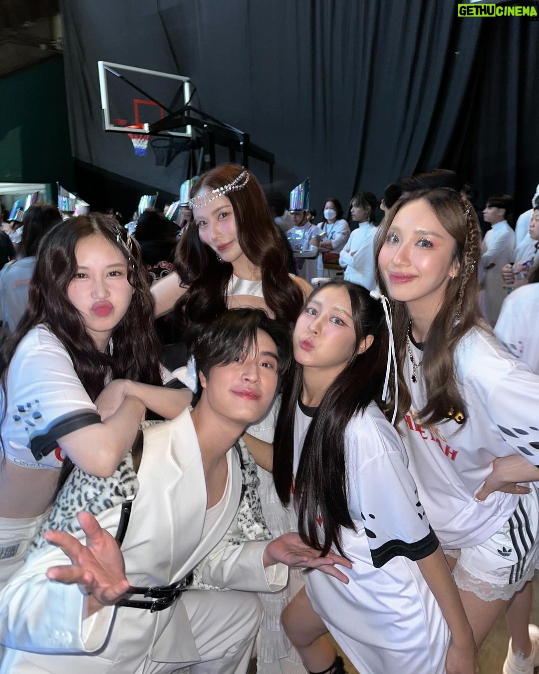 Ramida Jiranorraphat Instagram - We r lightning cheetah🐆 #gmmtvstarlympic