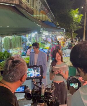 Methika Jiranorraphat Instagram - My first ever MV!
Happy to be a part of this project
Thankyou for having me🤍
Music video out now!
YouTube: officialwhitemusic
#พักอิงซบ