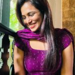 Ramya Pandian Instagram - Radiating happy smiles, reviving the soul, nurturing the mind, and relishing every joyful day! 💜🌟✨ #happysoul #smile #grateful