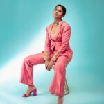 Ramya Pandian Instagram - Born to stand out, not to fit in 😎 Photographer @imthefashionfellow Outfit @zamoraathelabel Jewelery @rajianand Makeup @makeupbyhemamalini @vurvesalon @vurvemakeupcouture Hair @kalpirai1333 @vurvemakeupcouture Studio - @basement._studios #photoshoot #ramyapandian