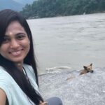 Ramya Pandian Instagram – Rishikesh, also known as Dheiva Bhoomi, has etched 21 unforgettable days in my heart. Mornings began with serene walks along the Ganges, where I’d dip my feet, offering heartfelt prayers to Ganga Ma, en route to the Shiva temple near the ashram. Each day brought new learnings, nourishing Satvik meals, and evenings graced by the enchanting Ganga Aarti. Nature walks infused with tranquility, and the constant sound of the Ganga Ma’s waters provided a meditative backdrop. 

Rishikesh, you have my ♥️,and I promise to return soon to this land of positivity and peace. 🌅🕉️ 

#rishikesh #positivevibes #ganges #artofliving #peace #yoga