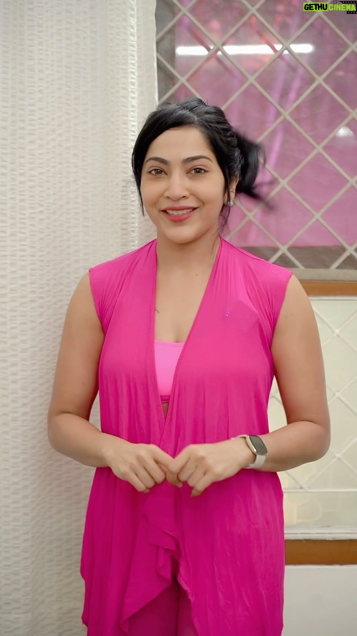Ramya Subramanian Instagram - Stop putting your dreams on the back burner ! Remember,even that ONE SMALL THING youβre doing today is taking you closer to it . ππ»π―ππ»πͺπ» Drop a π₯ in the commentsππ» if you agree !π
