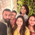 Ranbir Kapoor Instagram - "Happy Diwali 🪔 Pc - @neetu54 #RanbirKapoor #AliaBhatt #NeetuKapoor