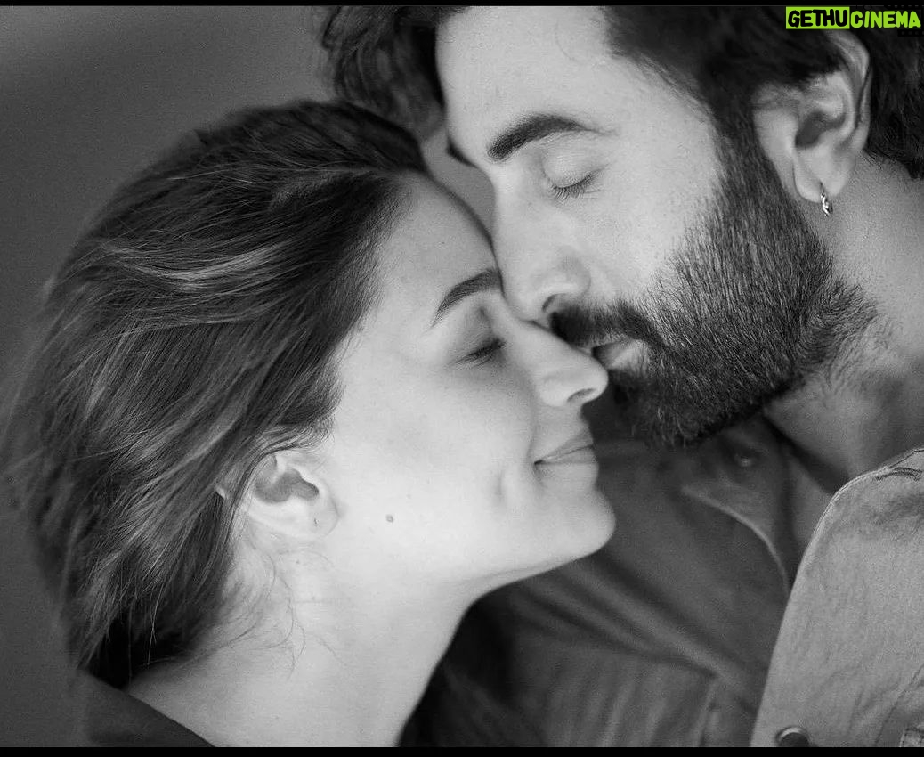 Ranbir Kapoor - 50.6K Likes - BIG DAY for #Ranbiralia 💞 #6nov
#AliaBhatt and #RanbirKapoor welcome their 1st child, a baby girl ✨