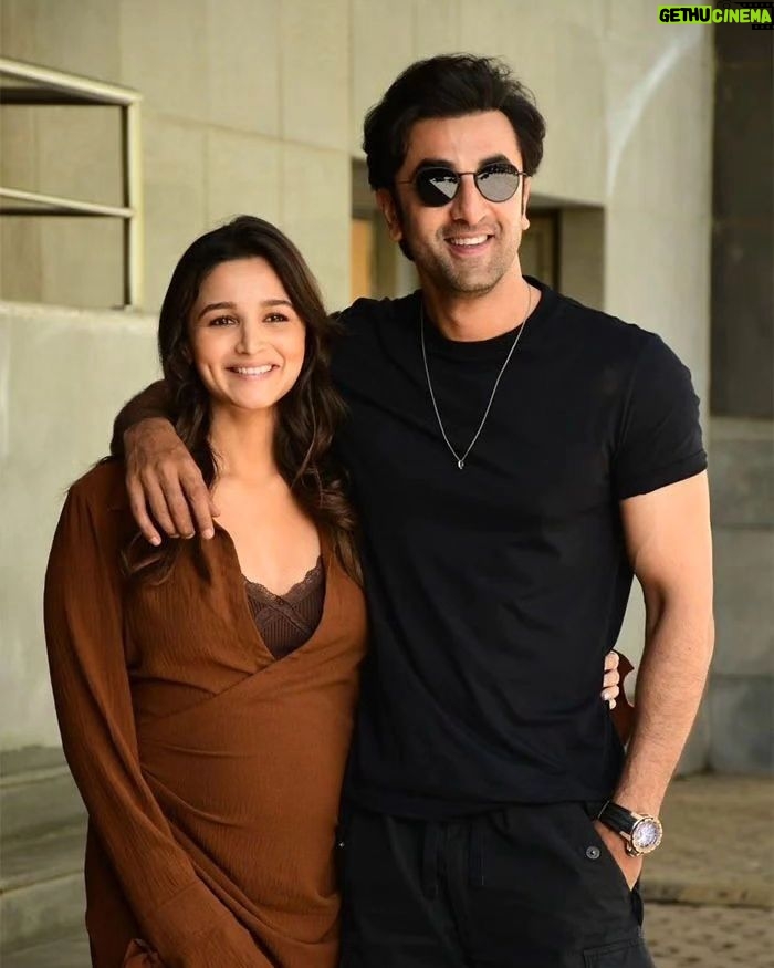 Ranbir Kapoor Instagram - Some beautiful captures of #Ranbirkapoor and #AliaBhatt πΈππ