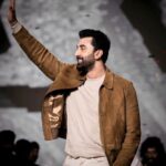 Ranbir Kapoor Instagram - Looking like a WOW 😍🔥💥 #Ranbirkapoor