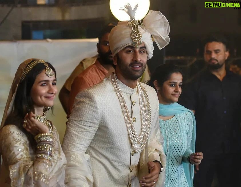 Ranbir Kapoor - 47.1K Likes - ❤❤🧿🧿
#RanbirAliaWedding #RanbirKapoorAliaBhattWedding #RanbirKapoor #AliaBhatt